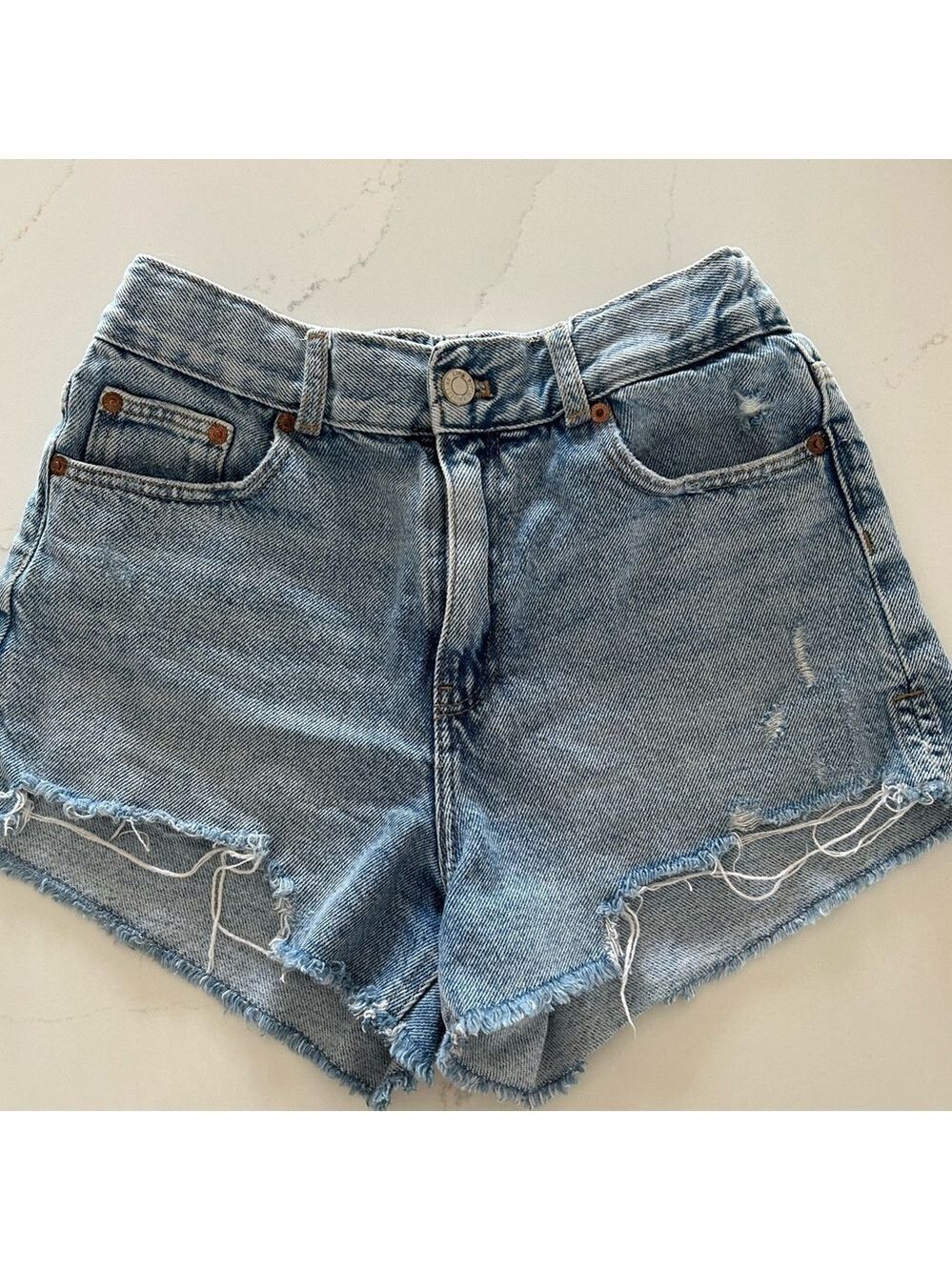 Zara Girls Light Blue Stone Wash Denim Cut off Jean Shorts, size 13-14 girls